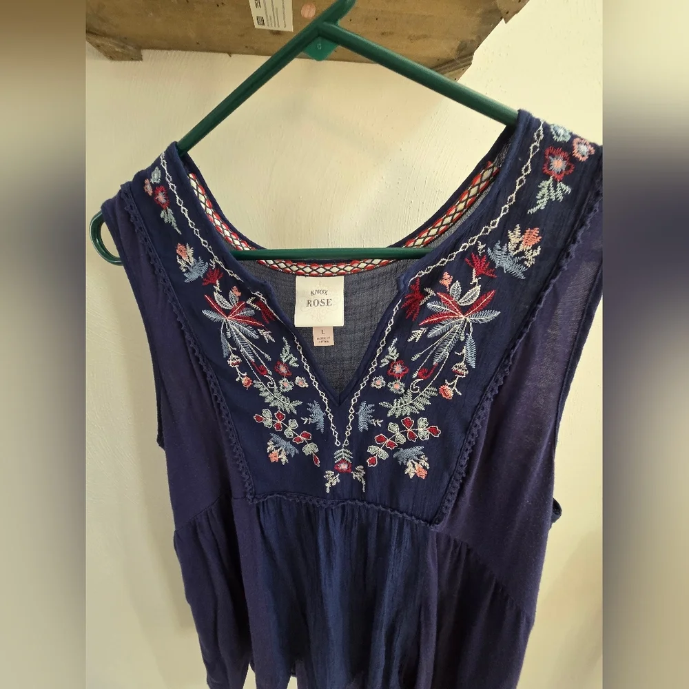 Knox Rose Tank Blouse - Picture 3 of 6